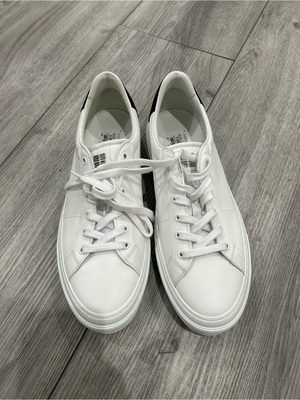 White Low-Top men givenchy